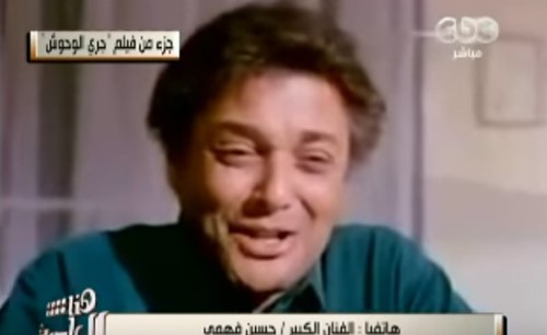 بالفيديو.. حسين فهمي ينهار من البكاء بعد وفاة محمود عبدالعزيز: "الدور عليّ"