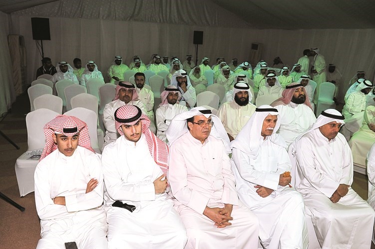 الحضور خلال الندوة﻿