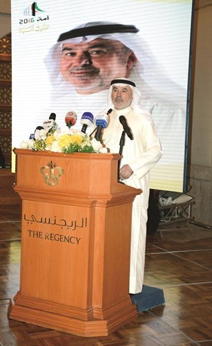 صالح عاشور متحدثا﻿