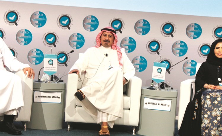 الشيخ د. محمد الصباح مشاركا في جلسات الملتقى ﻿