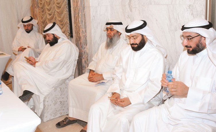 جانب من الحضور خلال الندوة					(مجدي عبدالعزيز)﻿