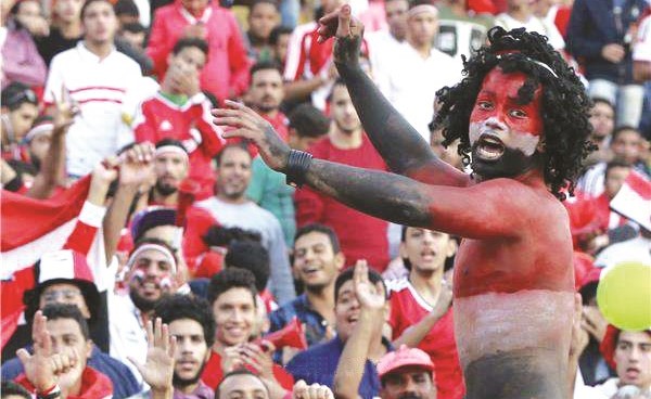 الجماهير المصرية في لقطة أفريقية﻿