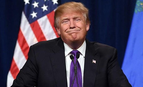 كم المبلغ "الخيالي" الذي تنازل عنه ترمب كرئيس؟