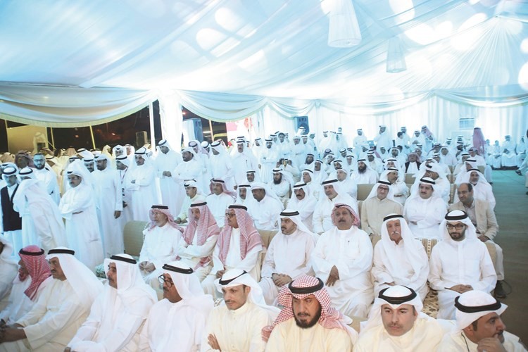 ناخبو الدائرة الأولى يستمعون الى الكندري﻿