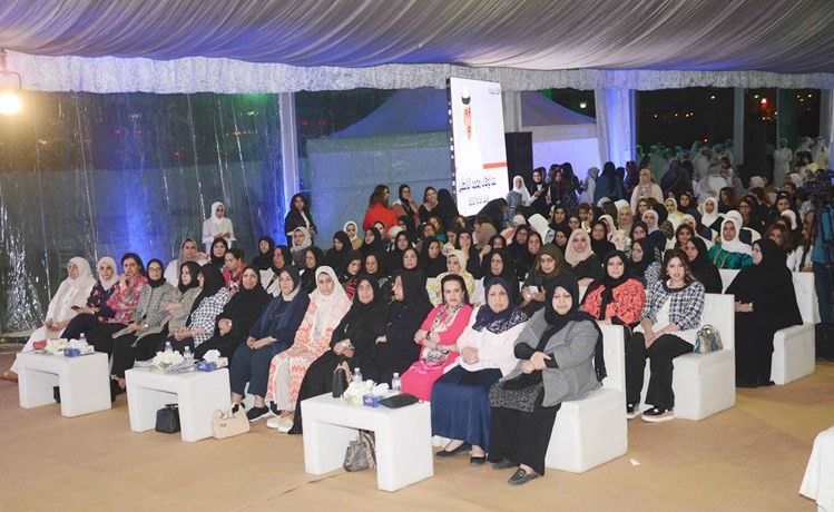 ناخبات الدائرة الثالثة في ندوة البابطين	(احمد ابوعطية)﻿