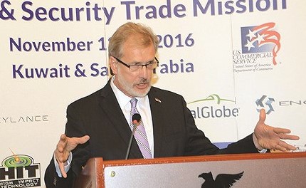 وكيل وزارة التجارة الأميركي كين هيات﻿