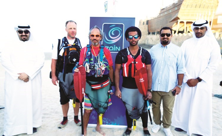 مسؤولو زين مع فريق Kayak 4 Kuwait ﻿