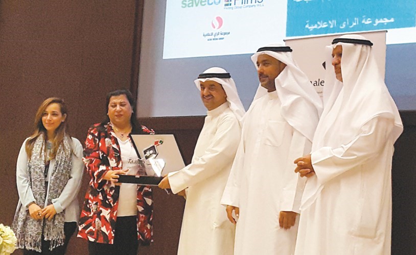الرشيد يؤكد أهمية استخدام التكنولوجيا وإدخالها بالعملية التعليمية