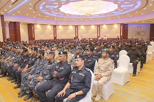 القوة الأمنية المشاركة في تمرين أمن الخليج العربي 1 خلال حفل العشاء