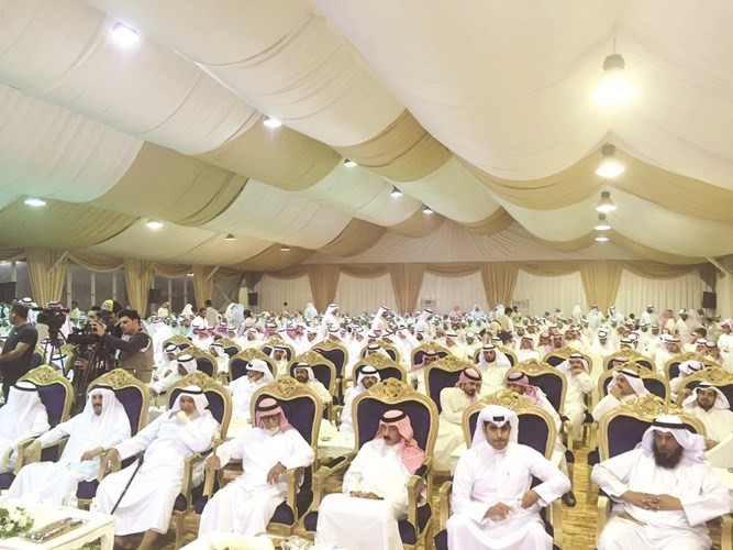 جانب من الحضور خلال افتتاح مقر نايف السور﻿