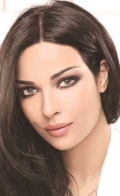 نادين نجيم﻿