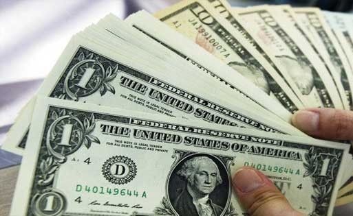 الدولار يقترب من 16 جنيهاً وتحويل الـ 1000 جنيه بـ 20.150 ديناراً