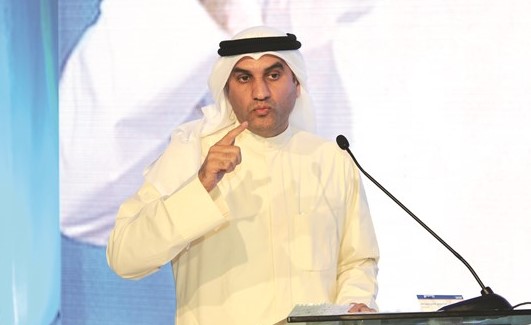 مرشح الدائرة الثالثة المحامي عبدالله الكندري متحدثا ﻿