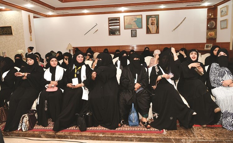 ناخبات الدائرة الرابعة في مقر الدقباسي	 (قاسم باشا)﻿