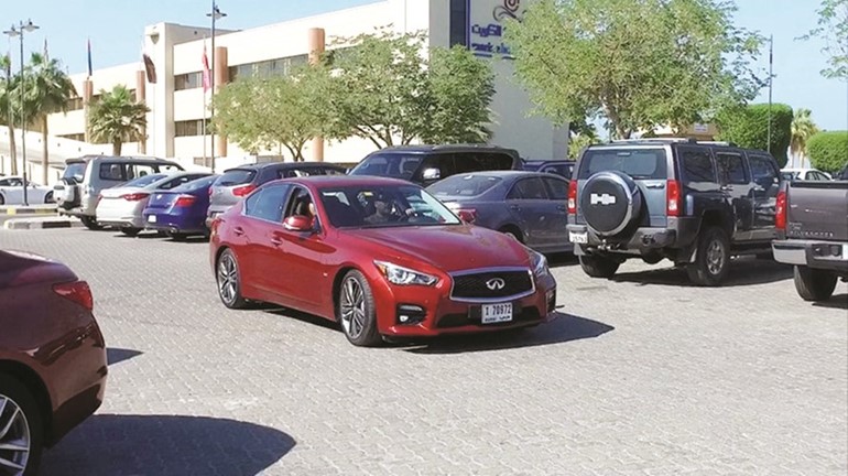 إنفينيتي Q 50 S سيدان رياضية تشعل الحواس