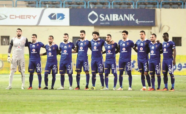 لاعبو الأهلي يسعون لاقتناص النقاط الثلاث أمام الانتاج الحربي اليوم ﻿