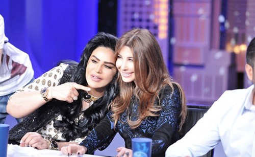بالفيديو.. شبيه بدر آل زيدان يُفاجئ اللجنة ونانسي عجرم تنسحب من لجنة Arab Idol