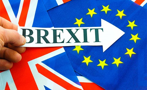 بريطانيا: «محافظون» يدعون لقبول استشارة البرلمان بشأن «BREXIT»