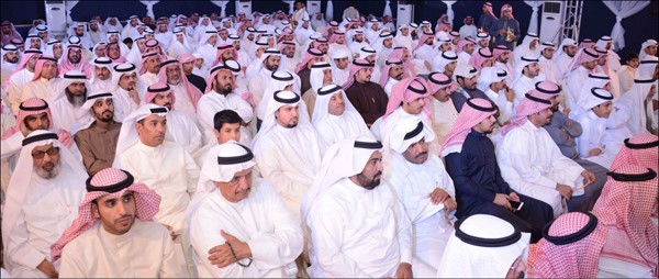 حشد من ابناء الدائرة الخامسة في مقر الصيفي (احمد ابوعطية)