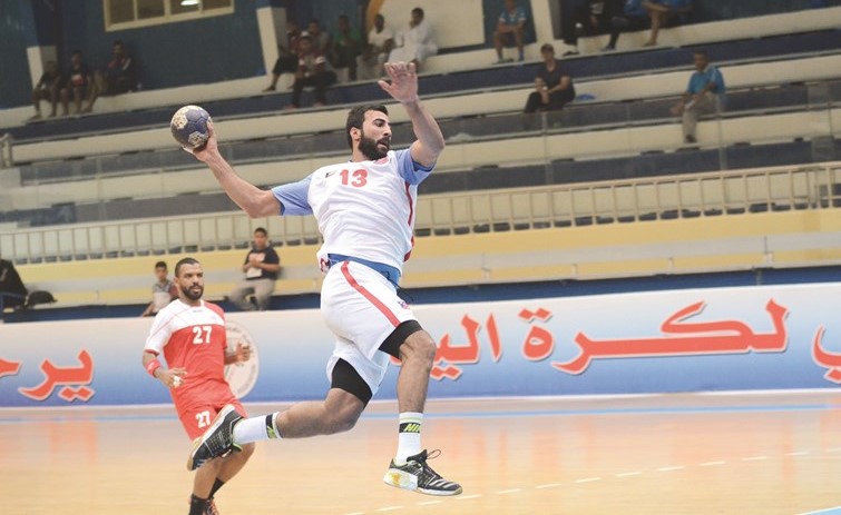  نجم الكويت محمد الغربللي مصوبا على الصليبخات﻿