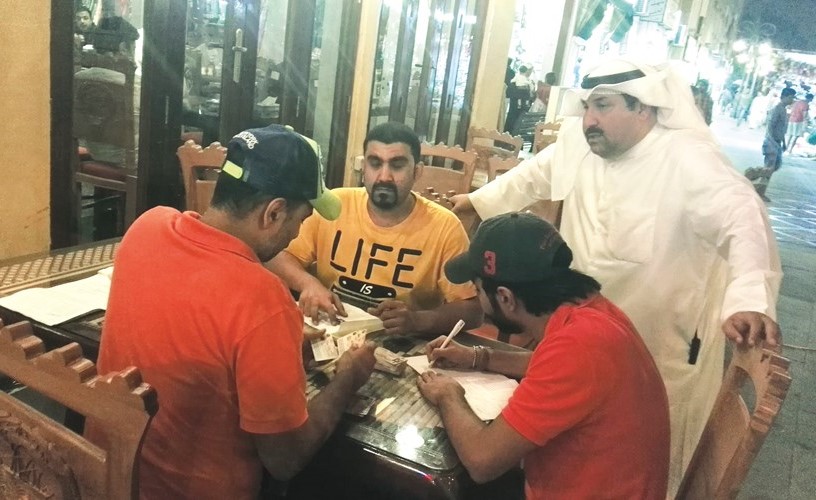 طارق القطان خلال الجولة﻿