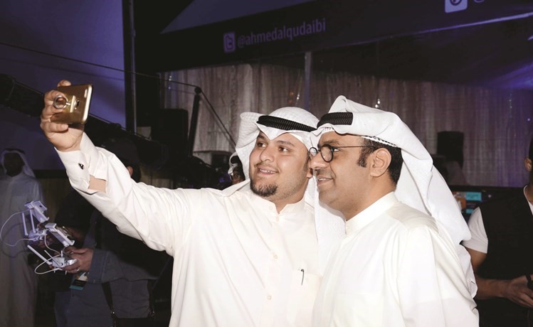 سيلفي معاحمد القضيبي﻿