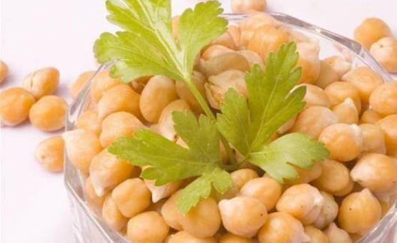 الحمص يحمي القلب ويجدد البشرة