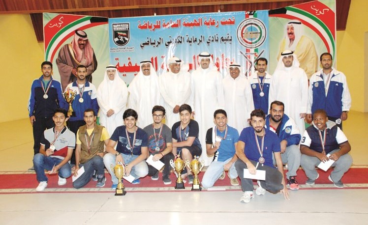 دعيج العتيبي مع الفائزين بالألقاب ﻿