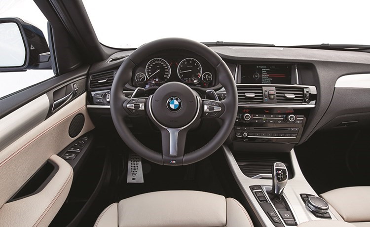BMW X4 M40i ترتقي بالأداء إلى مستويات جديدة