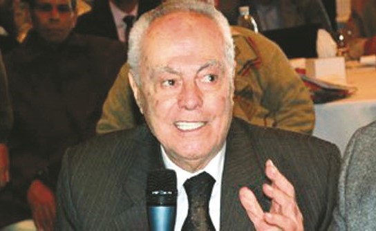 د.يحيى الجمل﻿