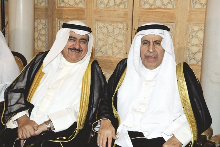 السفير السعودي د.عبدالعزيز الفايز ومحافظ العاصمة الفريق متقاعد ثابت المهنا﻿