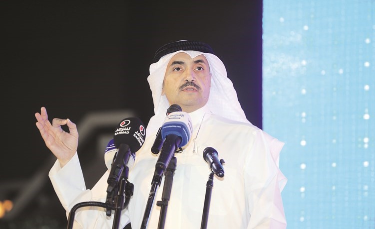 المطير مخاطبا الحضور﻿
