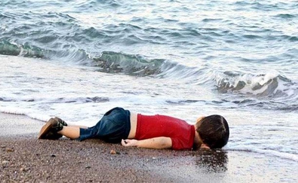 صورة: الطفل "آيلان" ضمن قائمة "أكثر 100 صورة مؤثرة عبر التاريخ"