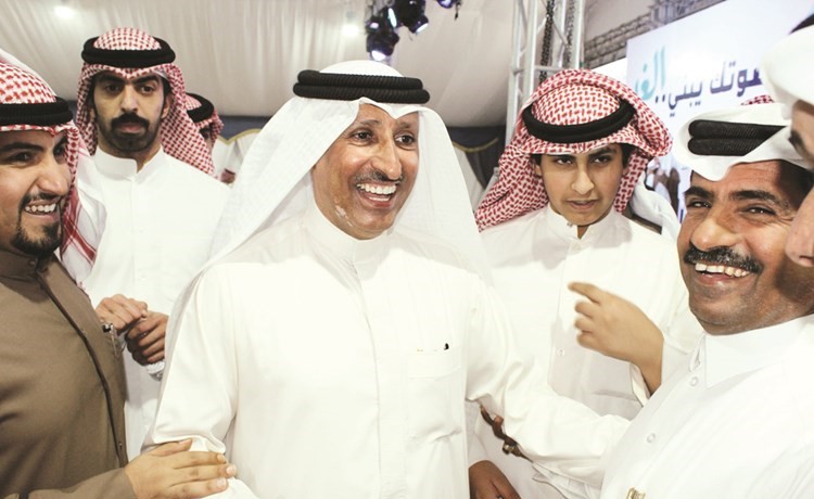 ابناء الدائرة الخامسة يلتفون حول د.مهدي حسن العجمي﻿
