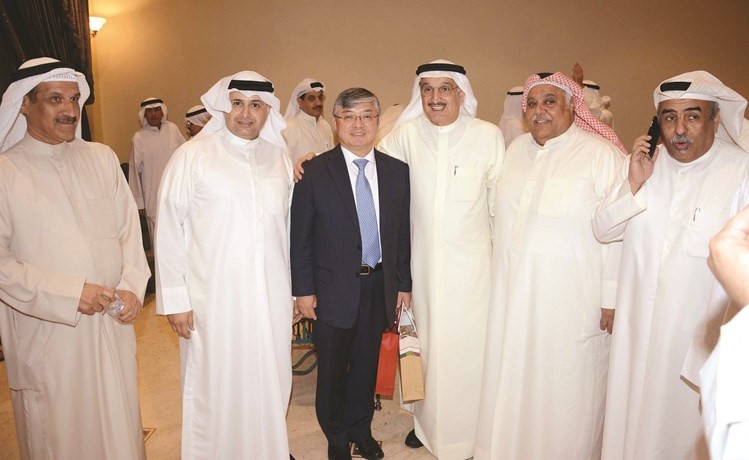 العوضي متوسطا عددا من الناخبين﻿