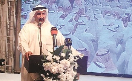 النائب السابق ومرشح الدائرة الرابعة سعد الخنفور متحدثا للحضور﻿