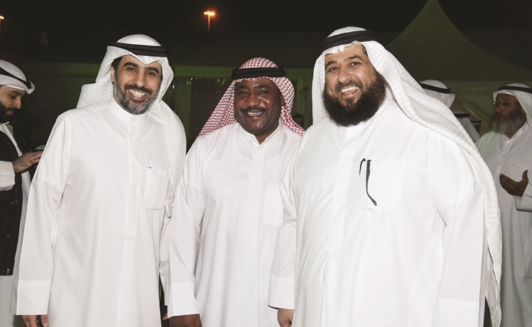 من استقبال الخميس﻿