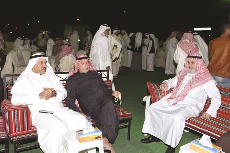 الحضور في المقر الانتخابي لمرشح الدائرة الثالثة علي الخميس	(ريليش كومار)﻿