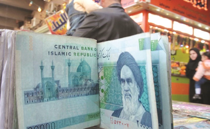 تراجع كبير للريال الإيراني امام الدولار في مستويات قياسية لم تشهدها المصارف منذ الاتفاق النووي ﻿