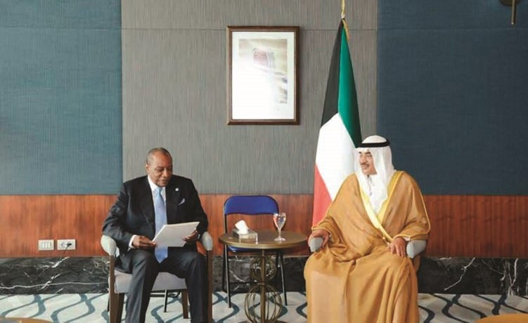 الخالد مجتمعا مع رئيس جمهورية غينيا﻿