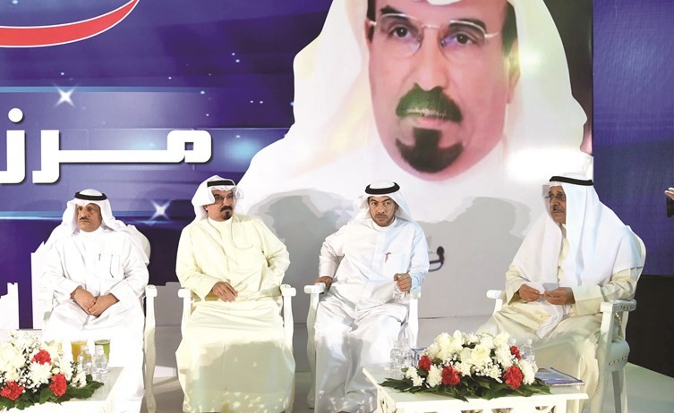 مرشح الدائرة الخامسة مرزوق الحبيني ومرشح الدائرة الرابعة علي الدقباسي والمحامي دوخي الحصبان ﻿