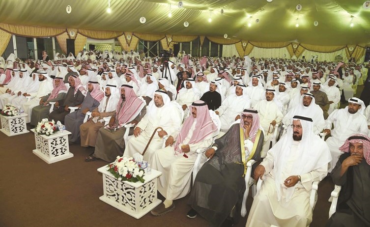 الحضور خلال ندوة مرشح الدائرة الخامسة مرزوق الحبيني﻿