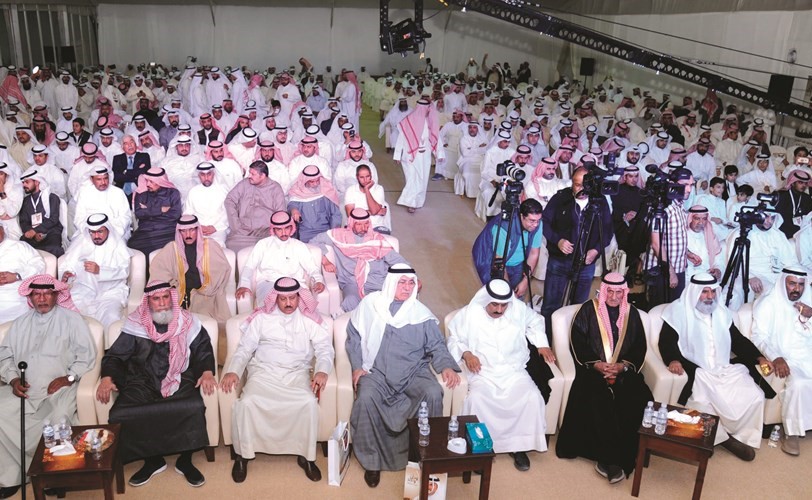 عدد من ناخبي الدائرة الرابعة خلال الندوة﻿