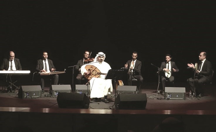 عبدالعزيز المسباح غنى فأبدع.. وجذب الجمهور بإحساسه في «ثلاثية السلام»