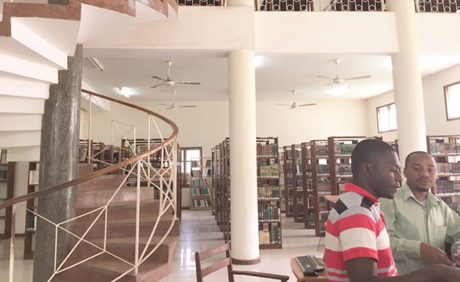 المكتبة التابعة لجامعة عبدالرحمن السميط في تنزانيا﻿
