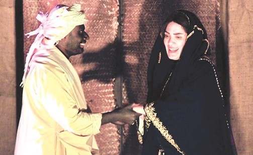 هبة الدري وعبدالمحسن العمر في المسرحية﻿