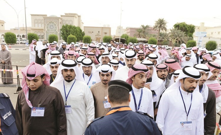 كثافة كبيرة من الناخبين وحرص على التصويت﻿