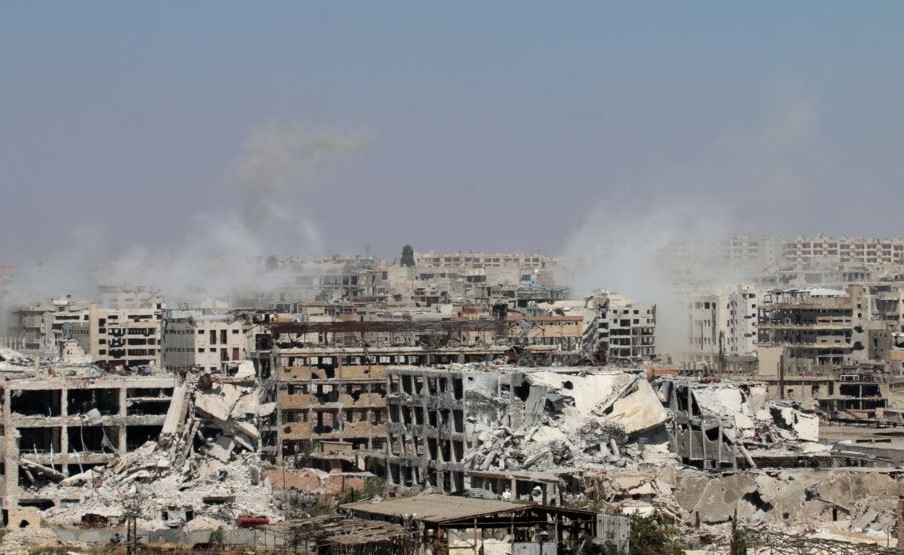 فرار اكثر من 400 مدني من شرق حلب إلى مناطق سيطرة النظام السوري