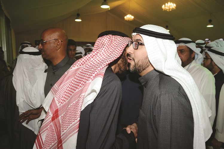 أحد الناخبين يبارك لأسامة الشاهين﻿