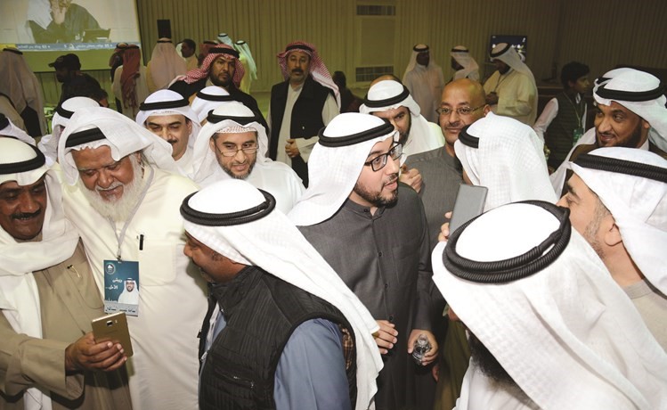  وبين مؤيديه ومناصريه عقب إعلان النتائج﻿